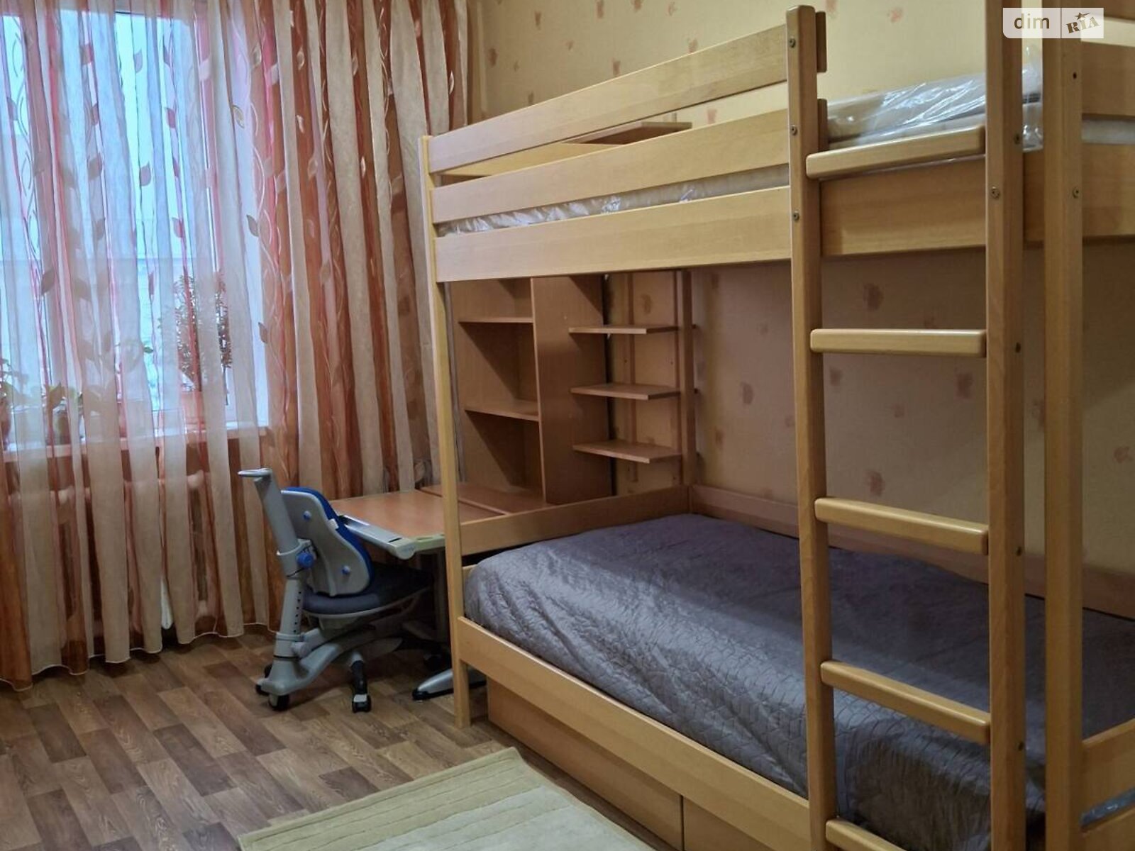 двухкомнатная квартира в Днепре, район Привокзальный, на просп. Яворницкого Дмитрия в аренду на долгий срок помесячно фото 1 двухкомнатная квартира в Днепре, район Привокзальный, на просп. Яворницкого Дмитрия в аренду на долгий срок помесячно фото 1