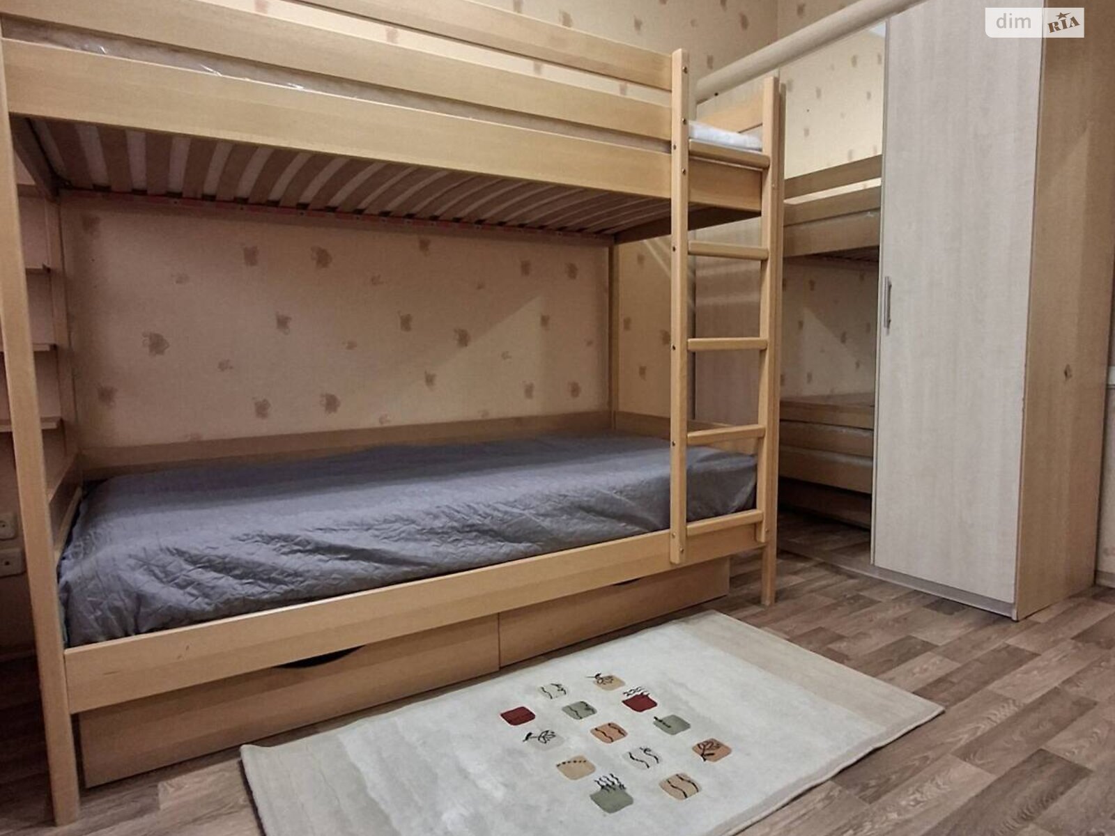 двухкомнатная квартира в Днепре, район Привокзальный, на просп. Яворницкого Дмитрия в аренду на долгий срок помесячно фото 1 двухкомнатная квартира в Днепре, район Привокзальный, на просп. Яворницкого Дмитрия в аренду на долгий срок помесячно фото 1