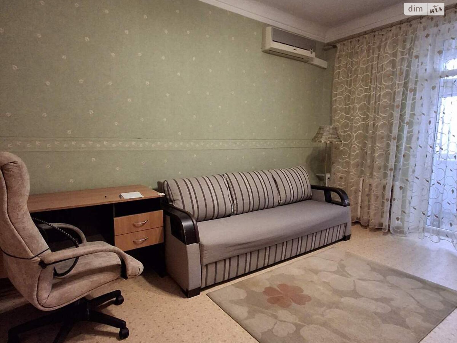 двухкомнатная квартира в Днепре, район Привокзальный, на просп. Яворницкого Дмитрия в аренду на долгий срок помесячно фото 1 двухкомнатная квартира в Днепре, район Привокзальный, на просп. Яворницкого Дмитрия в аренду на долгий срок помесячно фото 1