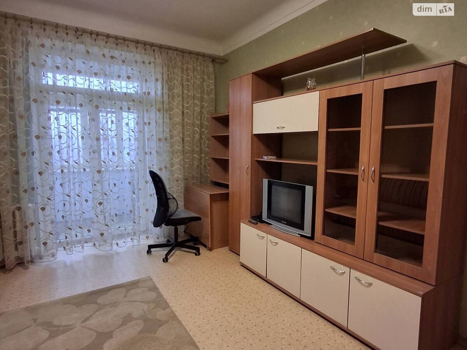 двухкомнатная квартира в Днепре, район Привокзальный, на просп. Яворницкого Дмитрия в аренду на долгий срок помесячно фото 1 двухкомнатная квартира в Днепре, район Привокзальный, на просп. Яворницкого Дмитрия в аренду на долгий срок помесячно фото 1