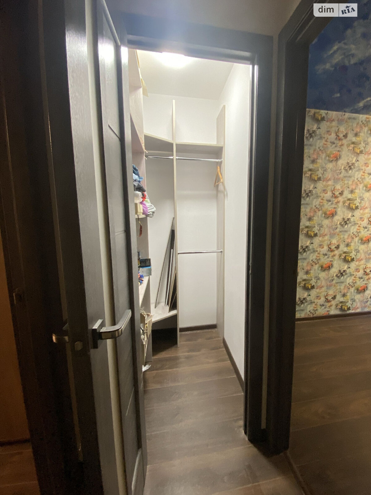 трехкомнатная квартира в Днепре, район Центральный, на ул. Александра Щербакова в аренду на долгий срок помесячно фото 1