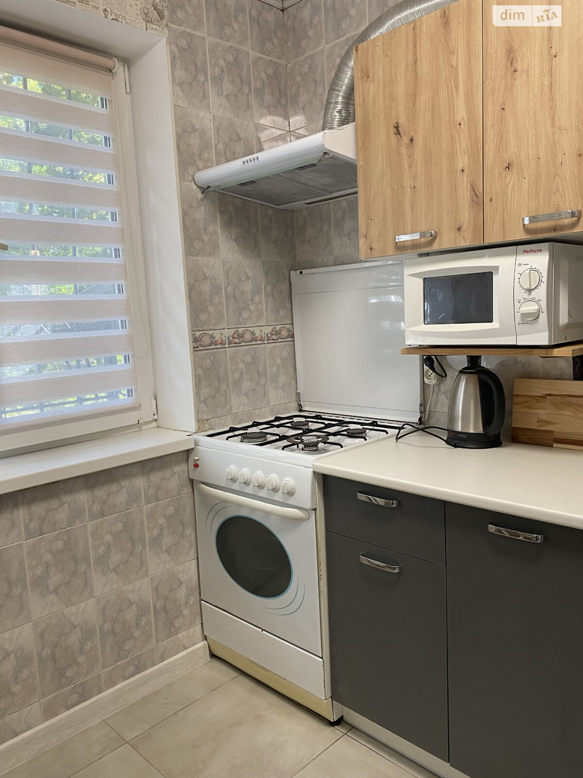 трехкомнатная квартира в Днепре, район Центральный, на ул. Александра Щербакова в аренду на долгий срок помесячно фото 1