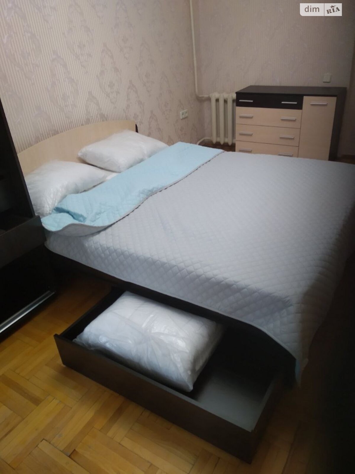 трехкомнатная квартира в Днепре, район Проспект Поля, на ул. Драгоманова Михаила 52 в аренду на долгий срок помесячно фото 1 трехкомнатная квартира в Днепре, район Проспект Поля, на ул. Драгоманова Михаила 52 в аренду на долгий срок помесячно фото 1
