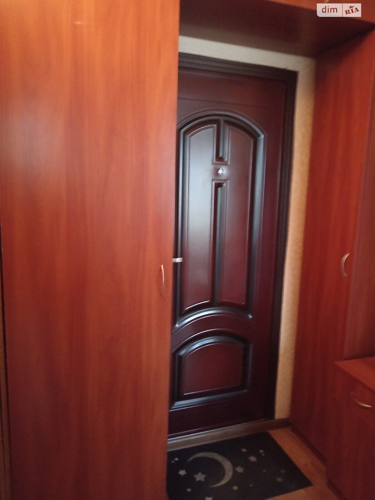 однокомнатная квартира в Днепре, район Проспект Поля, на ул. Драгоманова Михаила 64 в аренду на долгий срок помесячно фото 1 однокомнатная квартира в Днепре, район Проспект Поля, на ул. Драгоманова Михаила 64 в аренду на долгий срок помесячно фото 1