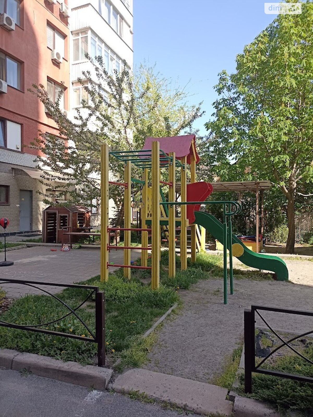 двухкомнатная квартира в Днепре, район Проспект Поля, на ул. Херсонская 9Б в аренду на долгий срок помесячно фото 1 двухкомнатная квартира в Днепре, район Проспект Поля, на ул. Херсонская 9Б в аренду на долгий срок помесячно фото 1