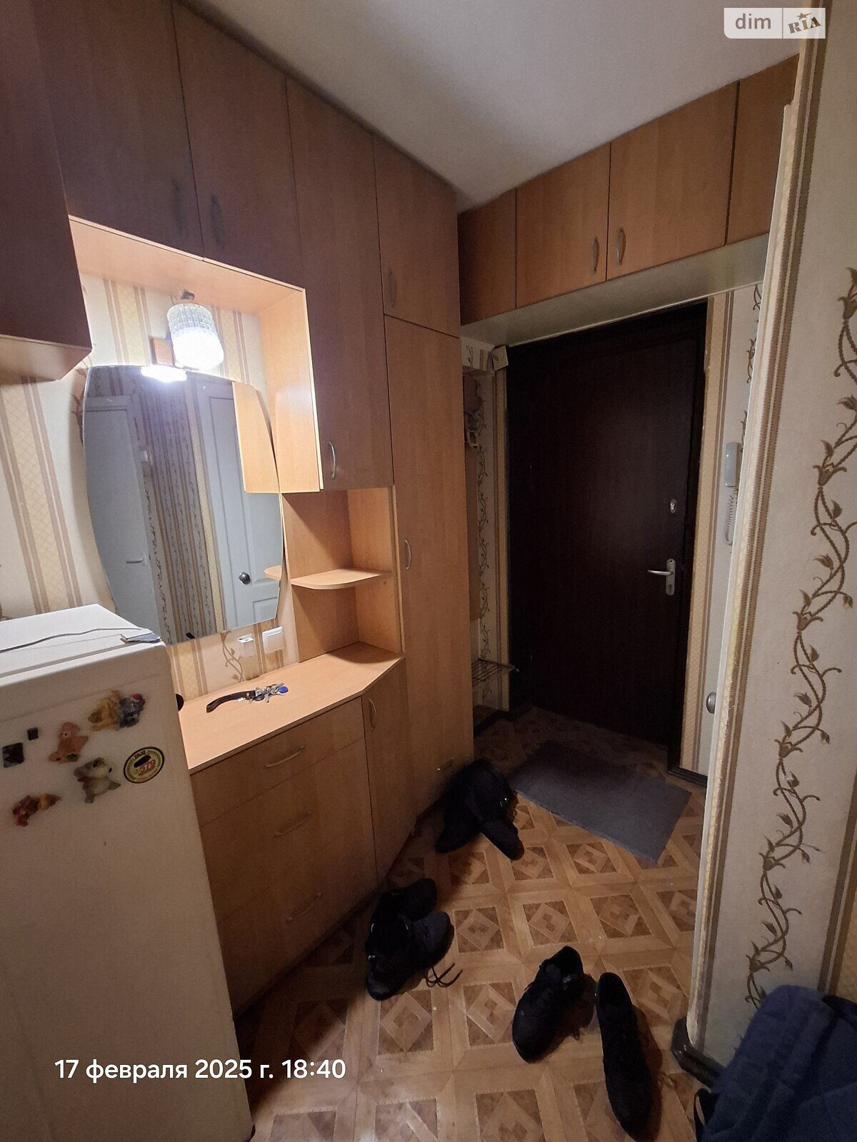 трехкомнатная квартира с мебелью в Днепре, район Проспект Поля, на просп. Хмельницкого Богдана 8 в аренду на долгий срок помесячно фото 1 трехкомнатная квартира с мебелью в Днепре, район Проспект Поля, на просп. Хмельницкого Богдана 8 в аренду на долгий срок помесячно фото 1