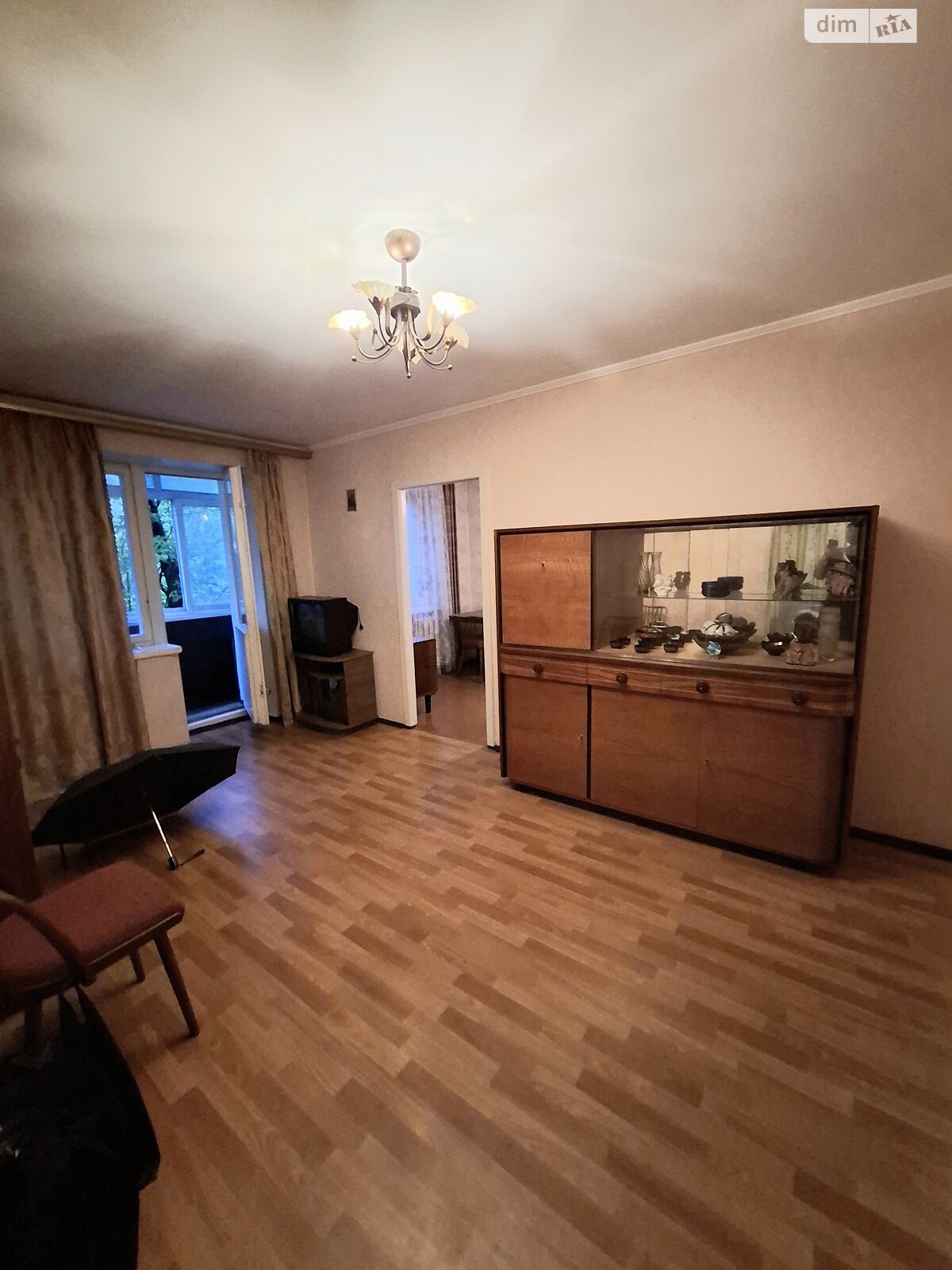 трехкомнатная квартира в Днепре, район Проспект Поля, на просп. Хмельницкого Богдана 8 в аренду на долгий срок помесячно фото 1 трехкомнатная квартира в Днепре, район Проспект Поля, на просп. Хмельницкого Богдана 8 в аренду на долгий срок помесячно фото 1