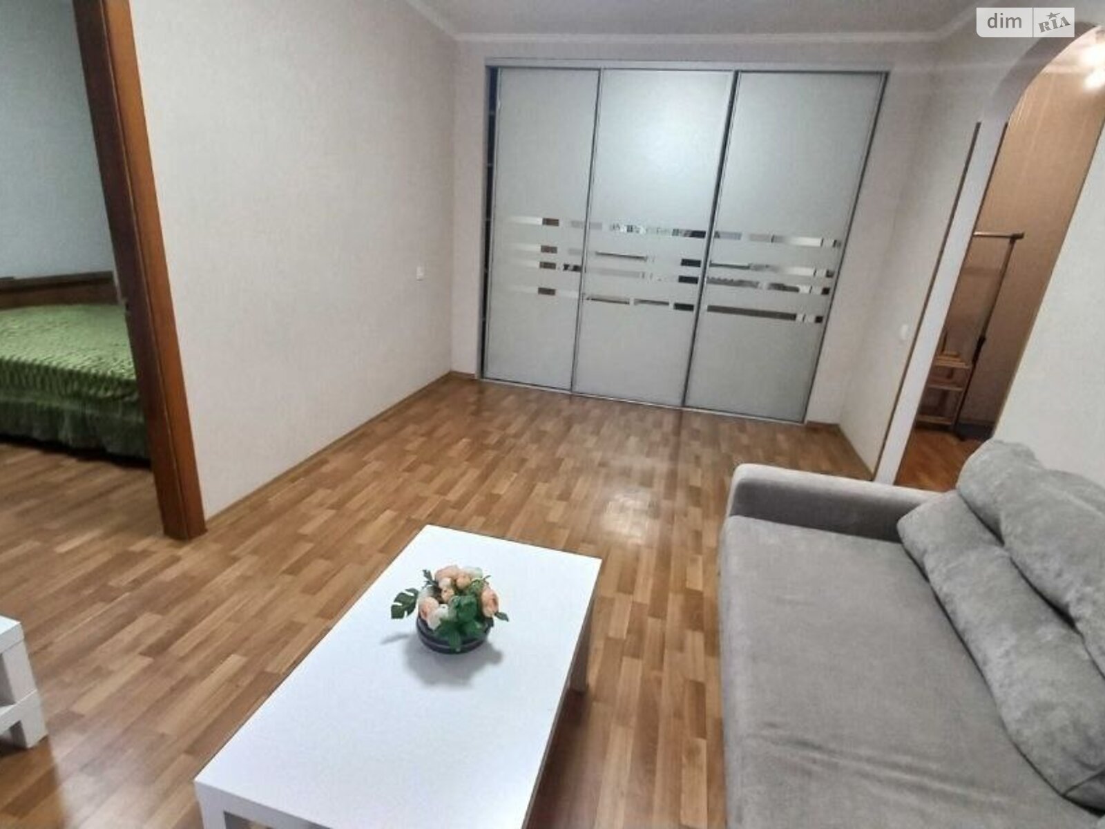 двокімнатна квартира в Дніпрі, район Проспект Поля, на просп. Хмельницького Богдана 4Г в довготривалу оренду помісячно фото 1 двокімнатна квартира в Дніпрі, район Проспект Поля, на просп. Хмельницького Богдана 4Г в довготривалу оренду помісячно фото 1