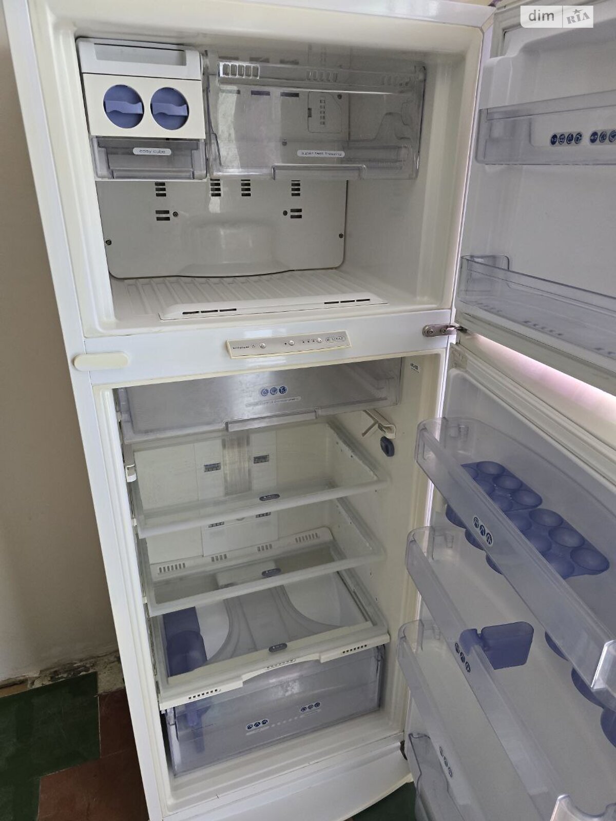 трикімнатна квартира в Дніпрі, район Проспект Поля, на просп. Поля Олександра в довготривалу оренду помісячно фото 1 трикімнатна квартира в Дніпрі, район Проспект Поля, на просп. Поля Олександра в довготривалу оренду помісячно фото 1
