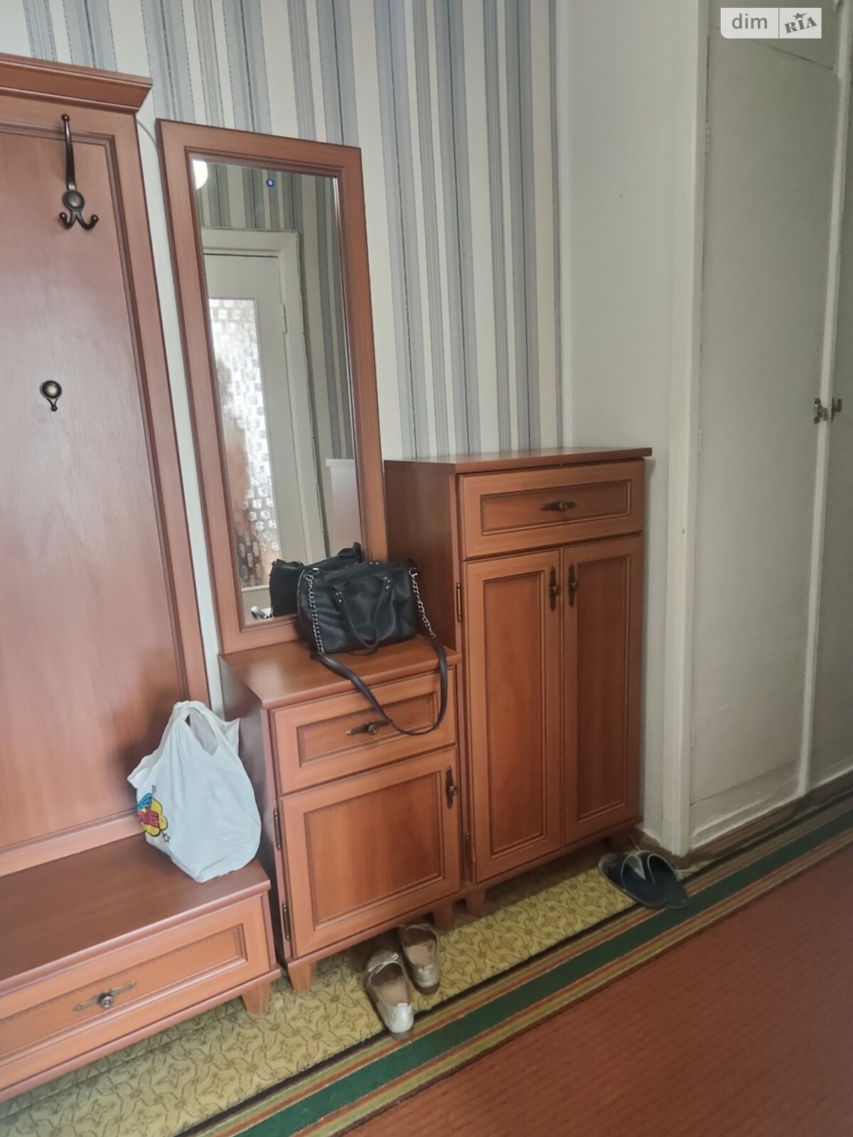 однокімнатна квартира в Дніпрі, район Проспект Поля, на просп. Поля Олександра 59 в довготривалу оренду помісячно фото 1 однокімнатна квартира в Дніпрі, район Проспект Поля, на просп. Поля Олександра 59 в довготривалу оренду помісячно фото 1