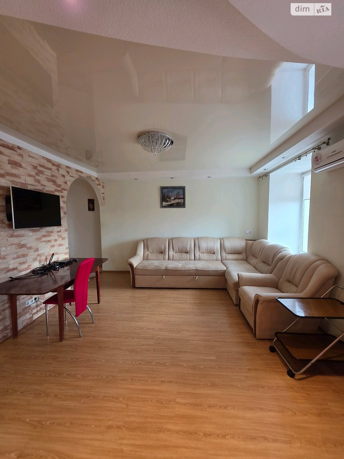 двухкомнатная квартира в Днепре, район Проспект Поля, на просп. Поля Александра 27Д в аренду на долгий срок помесячно фото 1