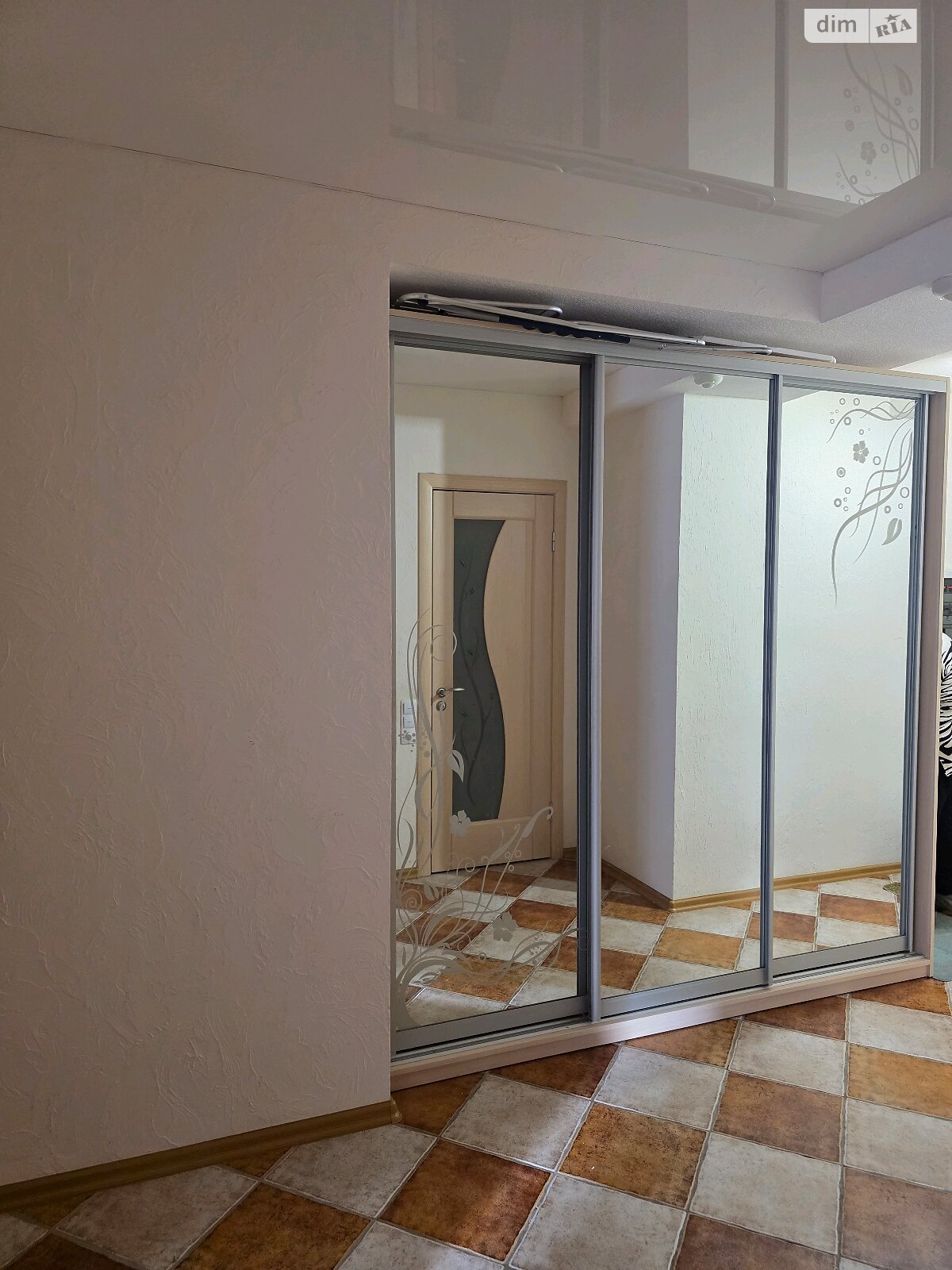 двухкомнатная квартира в Днепре, район Проспект Поля, на просп. Поля Александра 27Д в аренду на долгий срок помесячно фото 1