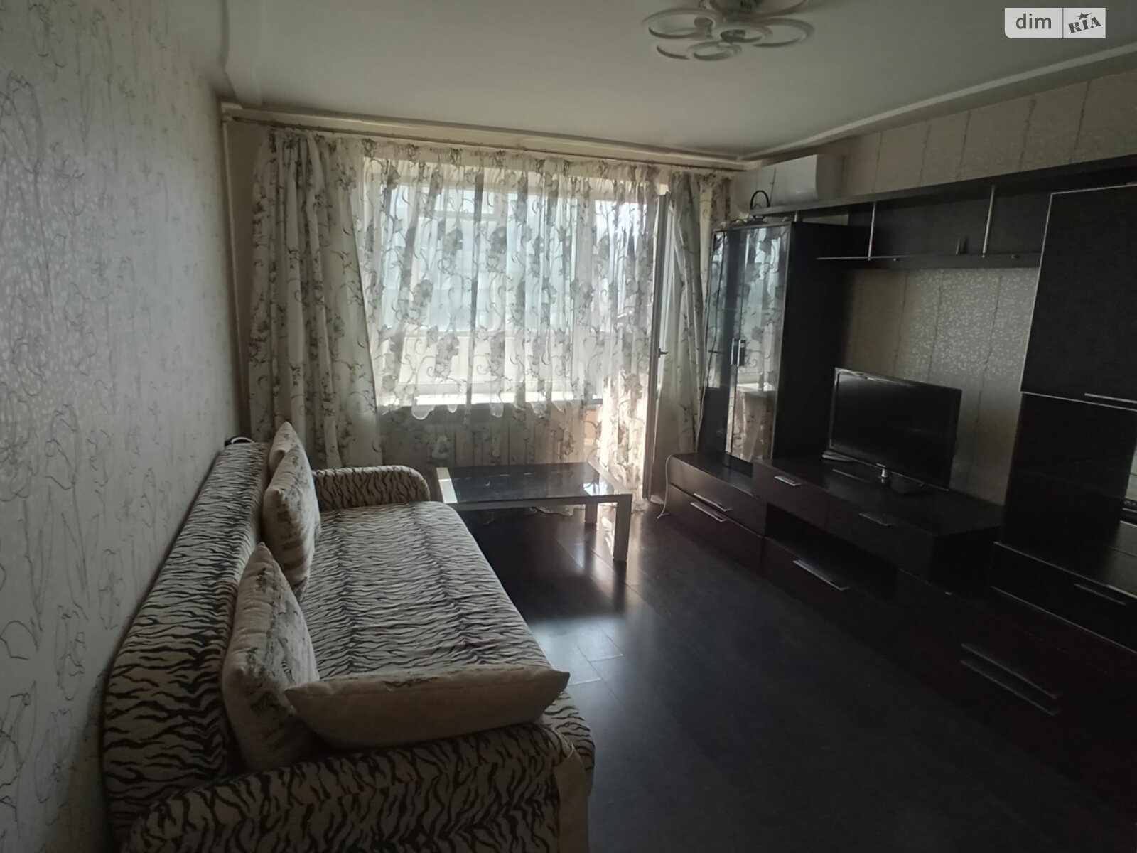 однокомнатная квартира в Днепре, район Проспект Поля, на просп. Поля Александра 18 в аренду на долгий срок помесячно фото 1