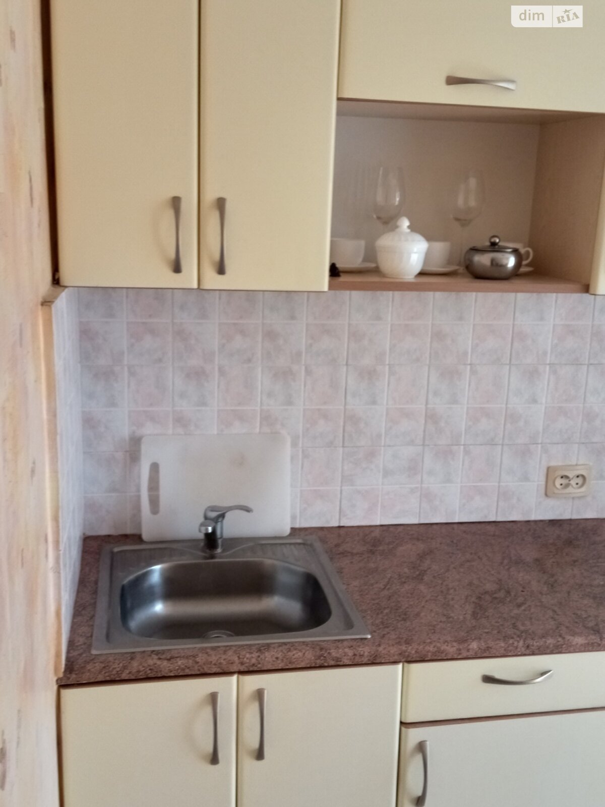 однокомнатная квартира в Днепре, район Проспект Поля, на просп. Поля Александра 18 в аренду на долгий срок помесячно фото 1