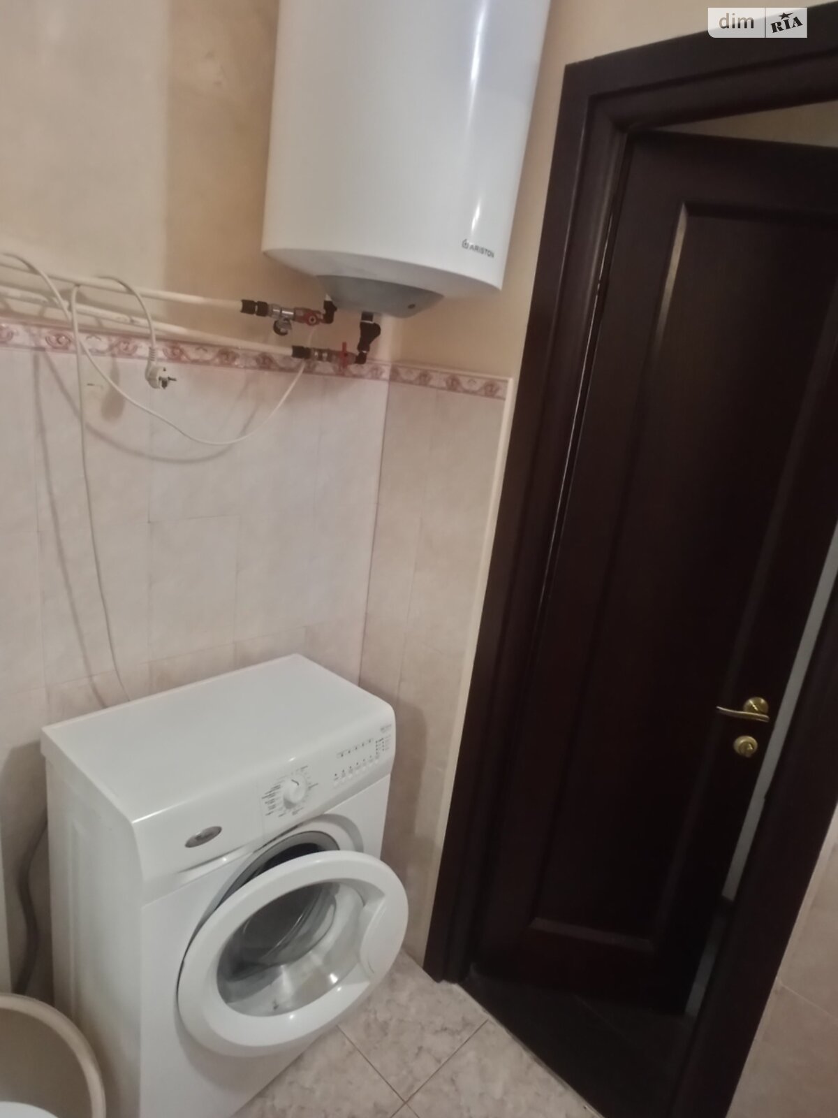 однокомнатная квартира в Днепре, район Проспект Поля, на просп. Поля Александра 18 в аренду на долгий срок помесячно фото 1