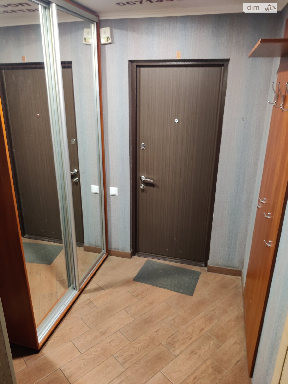 двокімнатна квартира в Дніпрі, район Проспект Поля, на вул. Шнеєрсона Менахем-Мендл 1, кв. 5 в довготривалу оренду помісячно фото 1 двокімнатна квартира в Дніпрі, район Проспект Поля, на вул. Шнеєрсона Менахем-Мендл 1, кв. 5 в довготривалу оренду помісячно фото 1
