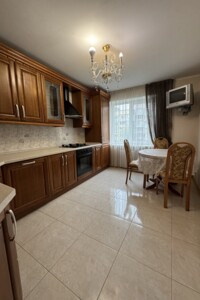 трехкомнатная квартира в Днепре, район Центр, на ул. Шнеерсона Менахем-Мендл в аренду на долгий срок помесячно фото 2