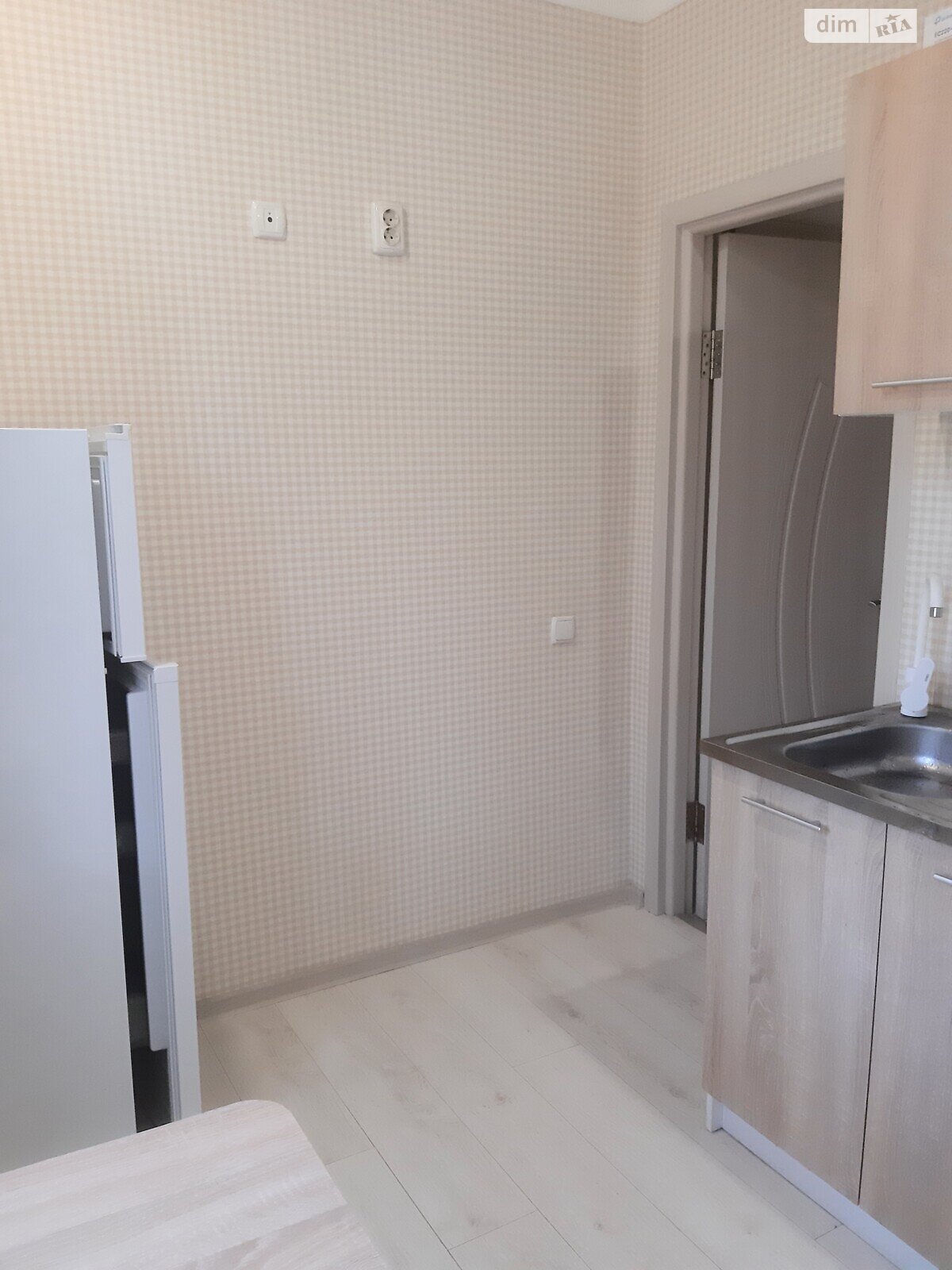 двухкомнатная квартира в Днепре, район Центр, на просп. Леси Украинки 41 в аренду на долгий срок помесячно фото 1