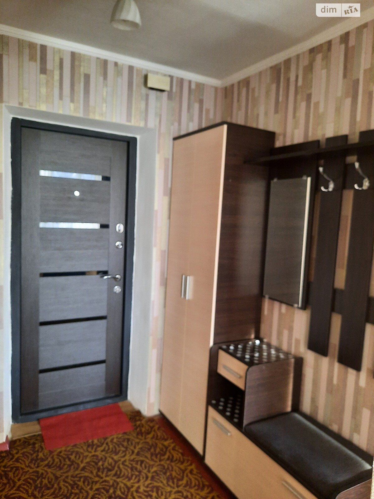 однокомнатная квартира в Днепре, район Рабочая, на ул. Братьев Горобцов 49 в аренду на долгий срок помесячно фото 1 однокомнатная квартира в Днепре, район Рабочая, на ул. Братьев Горобцов 49 в аренду на долгий срок помесячно фото 1