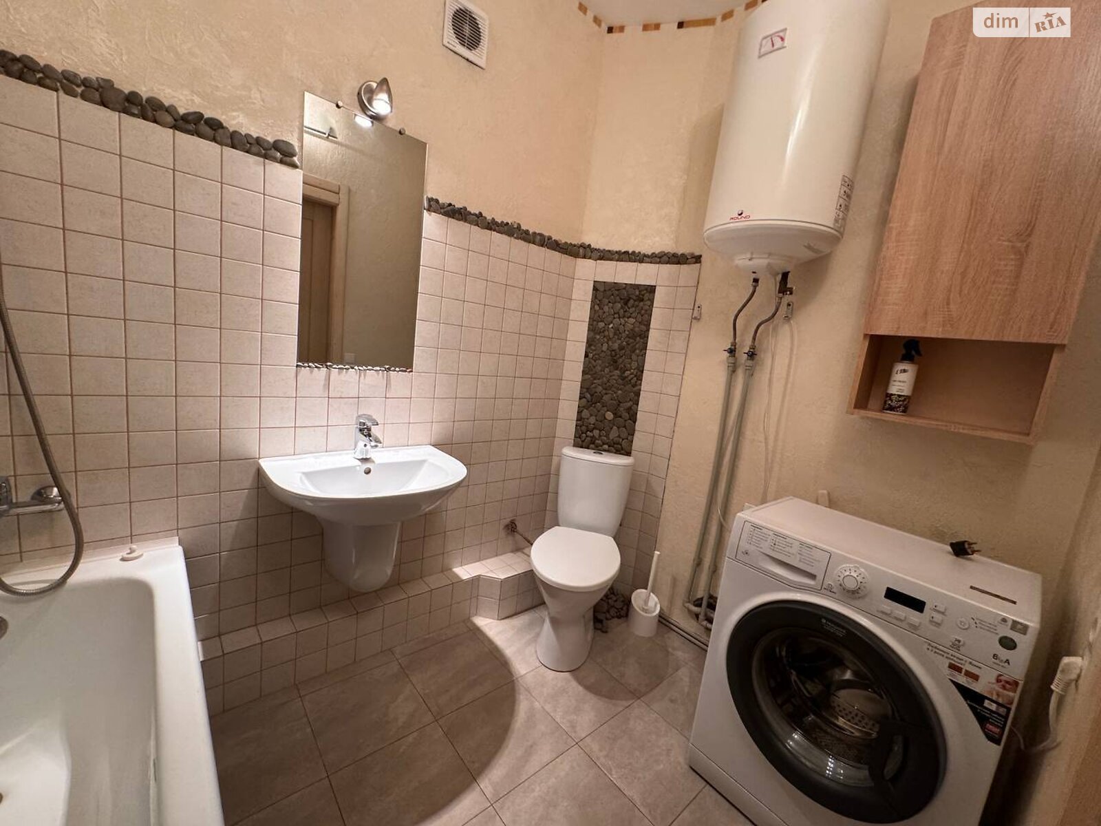 однокомнатная квартира в Днепре, район Рабочая, на ул. Дмитрия Кедрина 53А в аренду на долгий срок помесячно фото 1