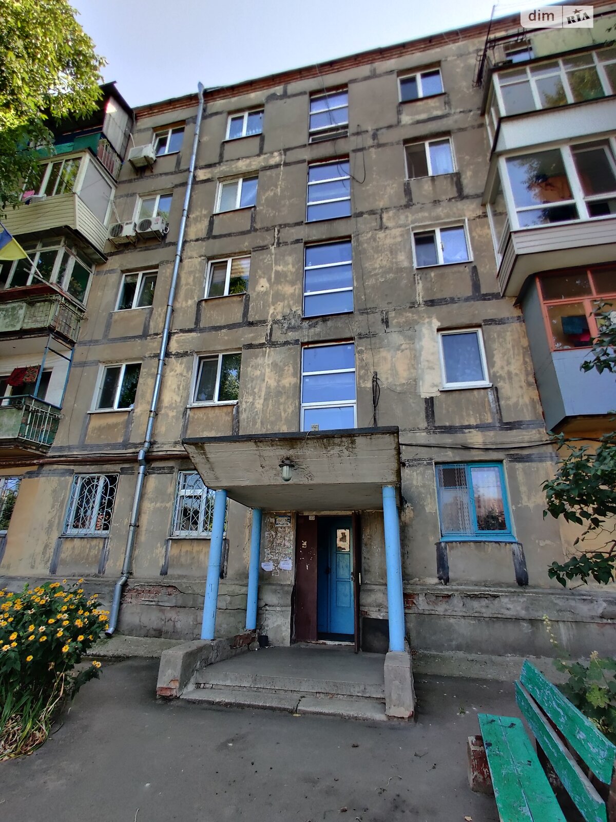 двухкомнатная квартира в Днепре, район Рабочая, на ул. Кленовая 3 в аренду на долгий срок помесячно фото 1 двухкомнатная квартира в Днепре, район Рабочая, на ул. Кленовая 3 в аренду на долгий срок помесячно фото 1