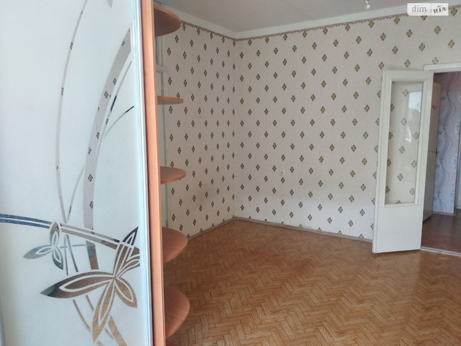 однокомнатная квартира в Днепре, район Рабочая, на ул. Национальной Гвардии в аренду на долгий срок помесячно фото 1 однокомнатная квартира в Днепре, район Рабочая, на ул. Национальной Гвардии в аренду на долгий срок помесячно фото 1