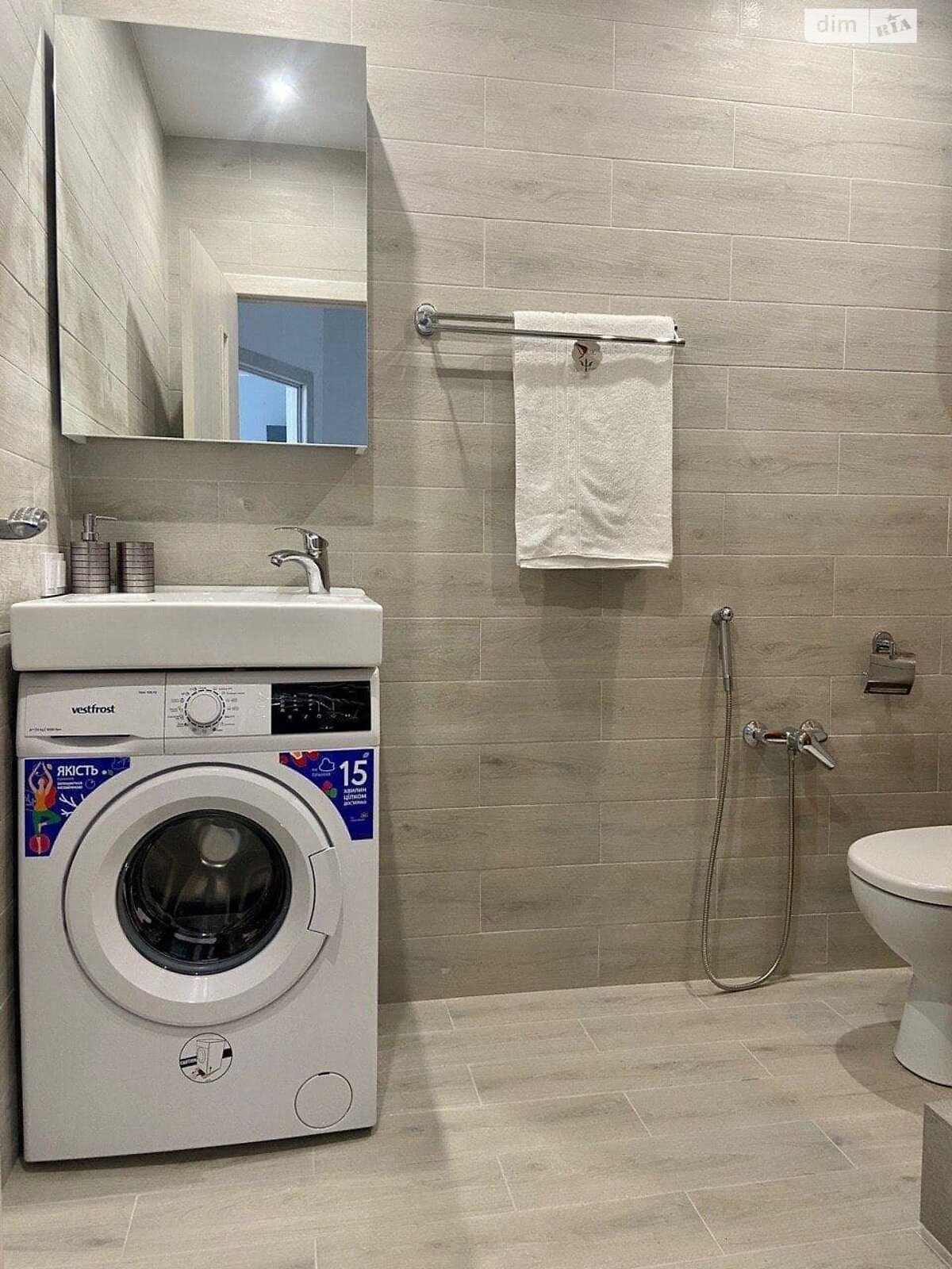 двухкомнатная квартира в Днепре, район Рабочая, на пер. Пихтовый 1А в аренду на долгий срок помесячно фото 1