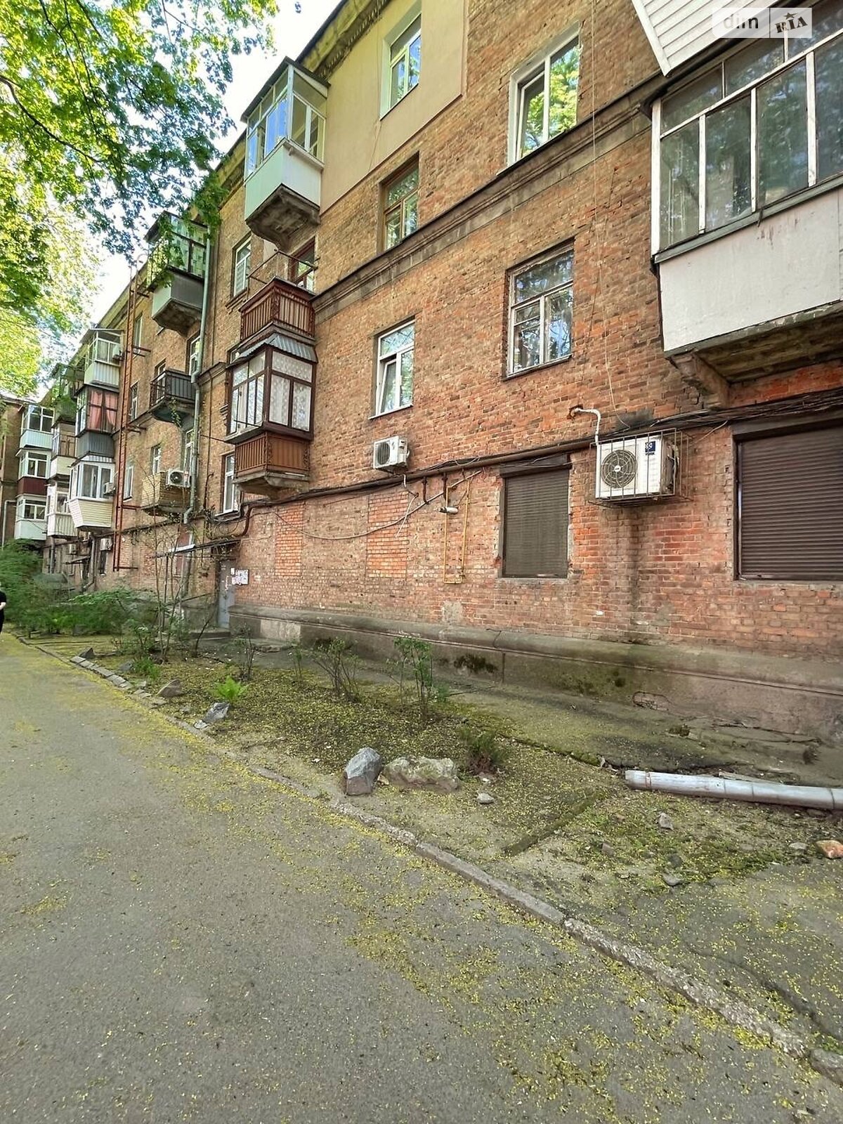 трикімнатна квартира в Дніпрі, район Робоча, на вул. Робоча 176 в довготривалу оренду помісячно фото 1 трикімнатна квартира в Дніпрі, район Робоча, на вул. Робоча 176 в довготривалу оренду помісячно фото 1