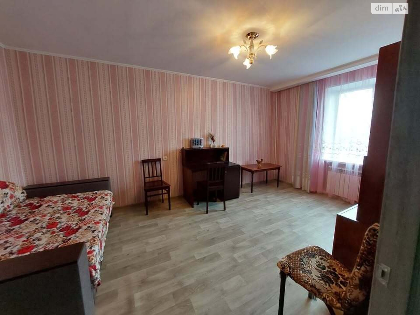 двокімнатна квартира з меблями в Дніпрі, район Робоча, на вул. Робоча 24А в довготривалу оренду помісячно фото 1 двокімнатна квартира з меблями в Дніпрі, район Робоча, на вул. Робоча 24А в довготривалу оренду помісячно фото 1