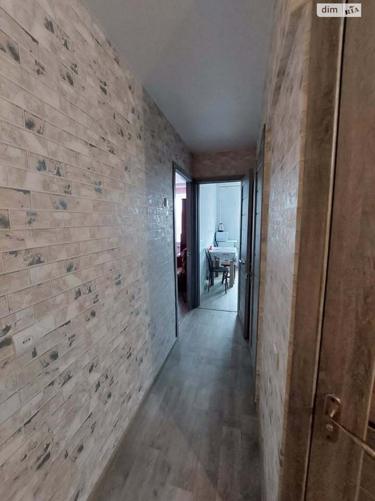 двокімнатна квартира з меблями в Дніпрі, район Робоча, на вул. Робоча 24А в довготривалу оренду помісячно фото 1 двокімнатна квартира з меблями в Дніпрі, район Робоча, на вул. Робоча 24А в довготривалу оренду помісячно фото 1