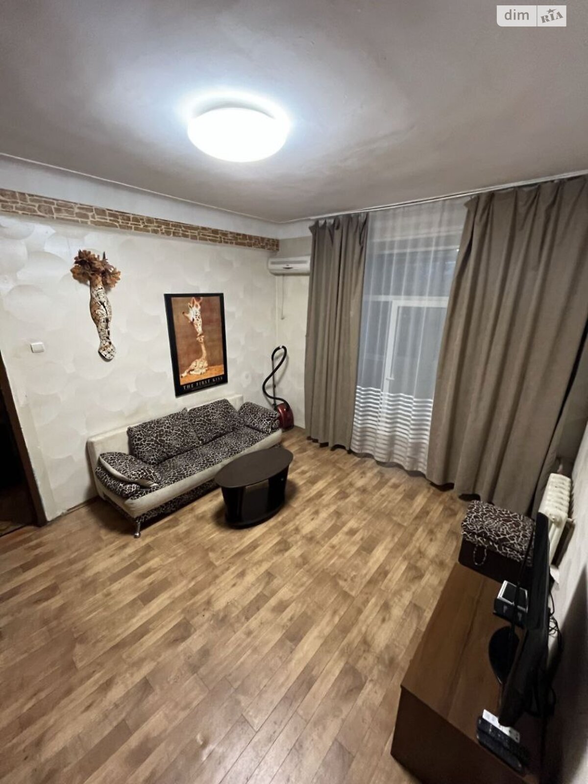 однокімнатна квартира в Дніпрі, район Робоча, на вул. Робоча в довготривалу оренду помісячно фото 1 однокімнатна квартира в Дніпрі, район Робоча, на вул. Робоча в довготривалу оренду помісячно фото 1