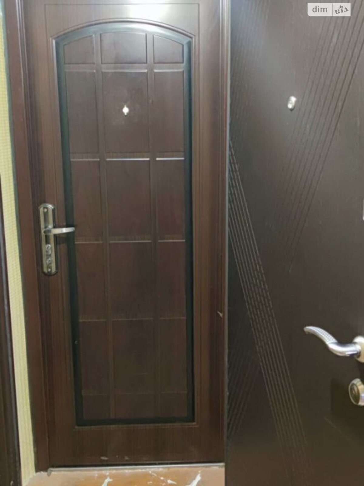 однокімнатна квартира з меблями в Дніпрі, район Робоча, на вул. Театральна 3А в довготривалу оренду помісячно фото 1 однокімнатна квартира з меблями в Дніпрі, район Робоча, на вул. Театральна 3А в довготривалу оренду помісячно фото 1