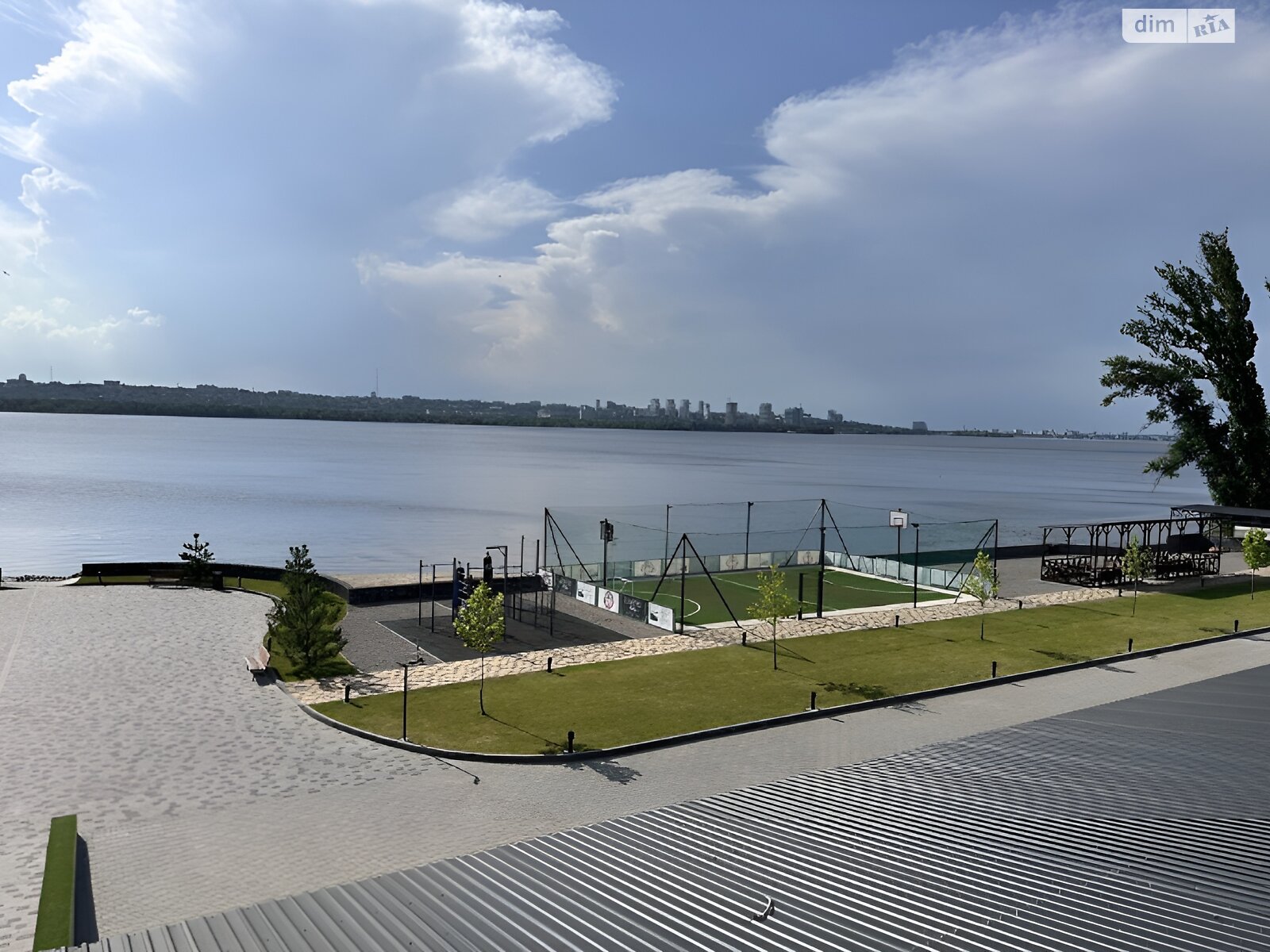 трехкомнатная квартира в Днепре, район Самарский, на ул. Гаванская 9Г в аренду на долгий срок помесячно фото 1 трехкомнатная квартира в Днепре, район Самарский, на ул. Гаванская 9Г в аренду на долгий срок помесячно фото 1