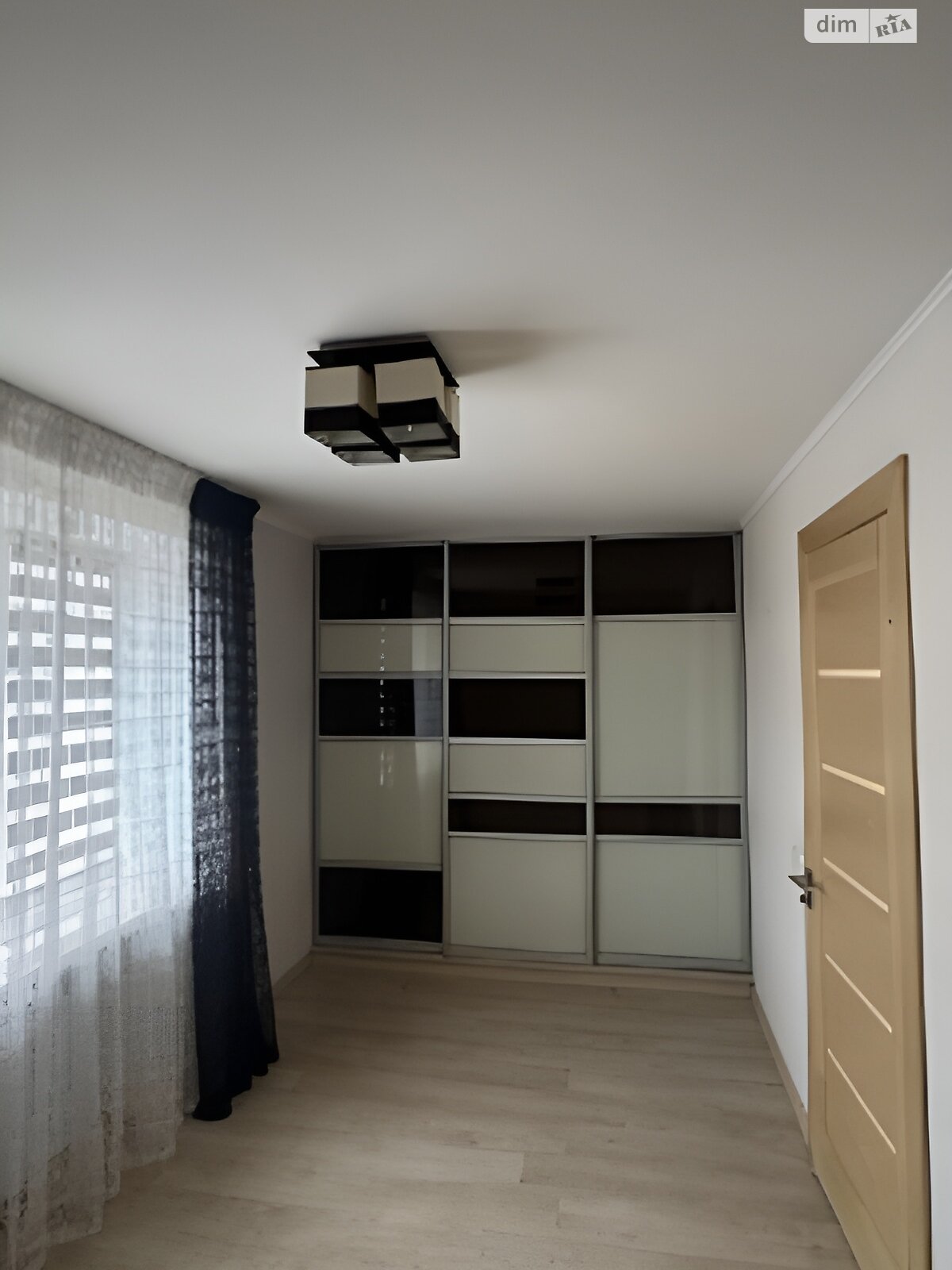 трехкомнатная квартира в Днепре, район Шевченковский, на ул. Сечевых стрельцов 88 в аренду на долгий срок помесячно фото 1 трехкомнатная квартира в Днепре, район Шевченковский, на ул. Сечевых стрельцов 88 в аренду на долгий срок помесячно фото 1