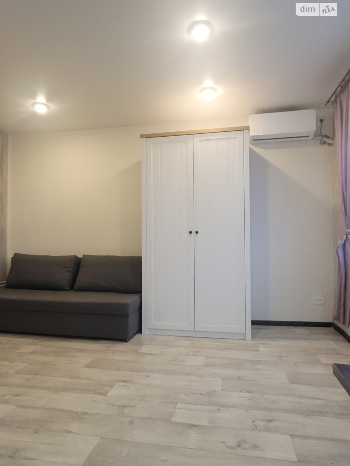 однокомнатная квартира в Днепре, район Шевченковский, на просп. Хмельницкого Богдана 31 в аренду на долгий срок помесячно фото 1