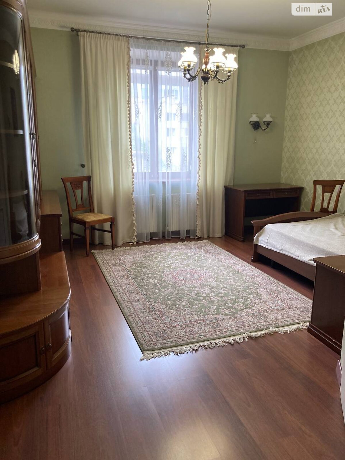 чотирикімнатна квартира в Дніпрі, район Шевченківський, на вул. Старокозацька в довготривалу оренду помісячно фото 1 чотирикімнатна квартира в Дніпрі, район Шевченківський, на вул. Старокозацька в довготривалу оренду помісячно фото 1