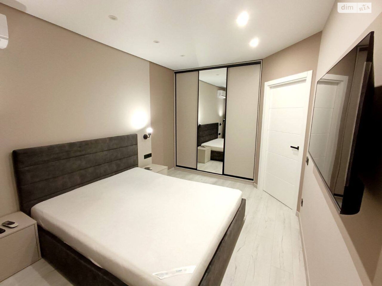 двухкомнатная квартира в Днепре, район Шевченковский, на шоссе Запорожское 32Л в аренду на долгий срок помесячно фото 1