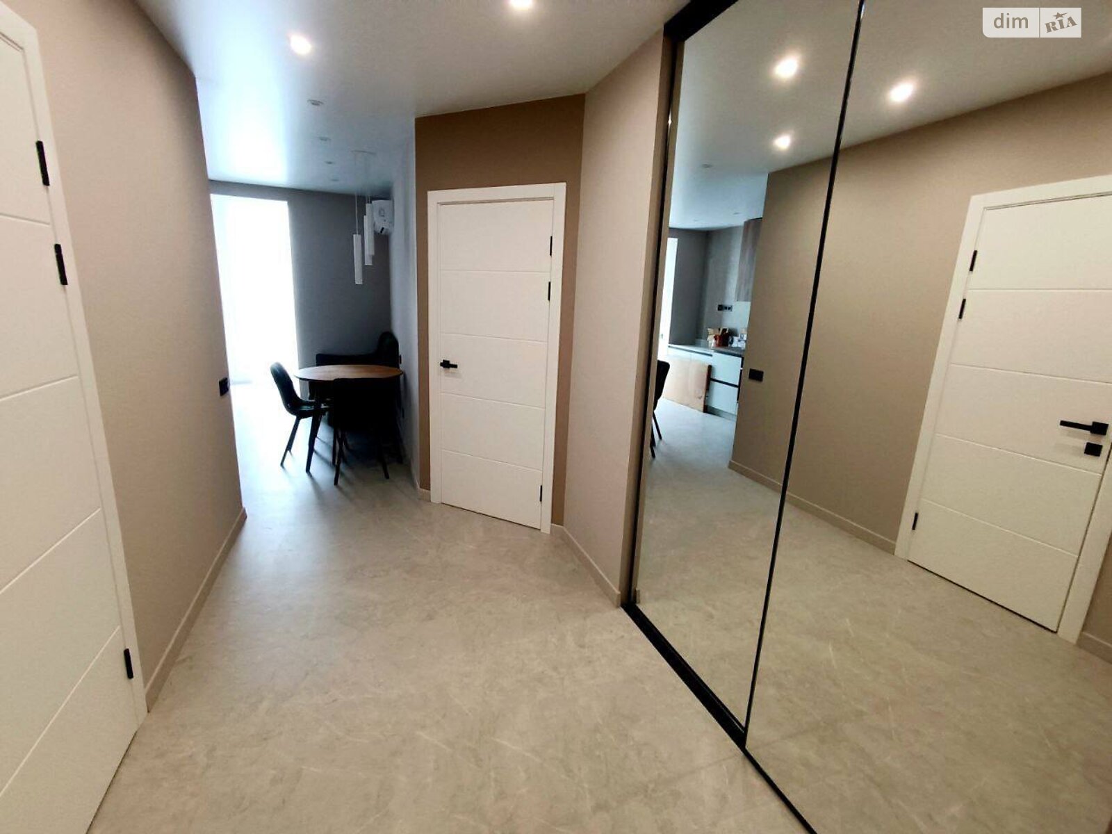 двухкомнатная квартира в Днепре, район Шевченковский, на шоссе Запорожское 32Л в аренду на долгий срок помесячно фото 1