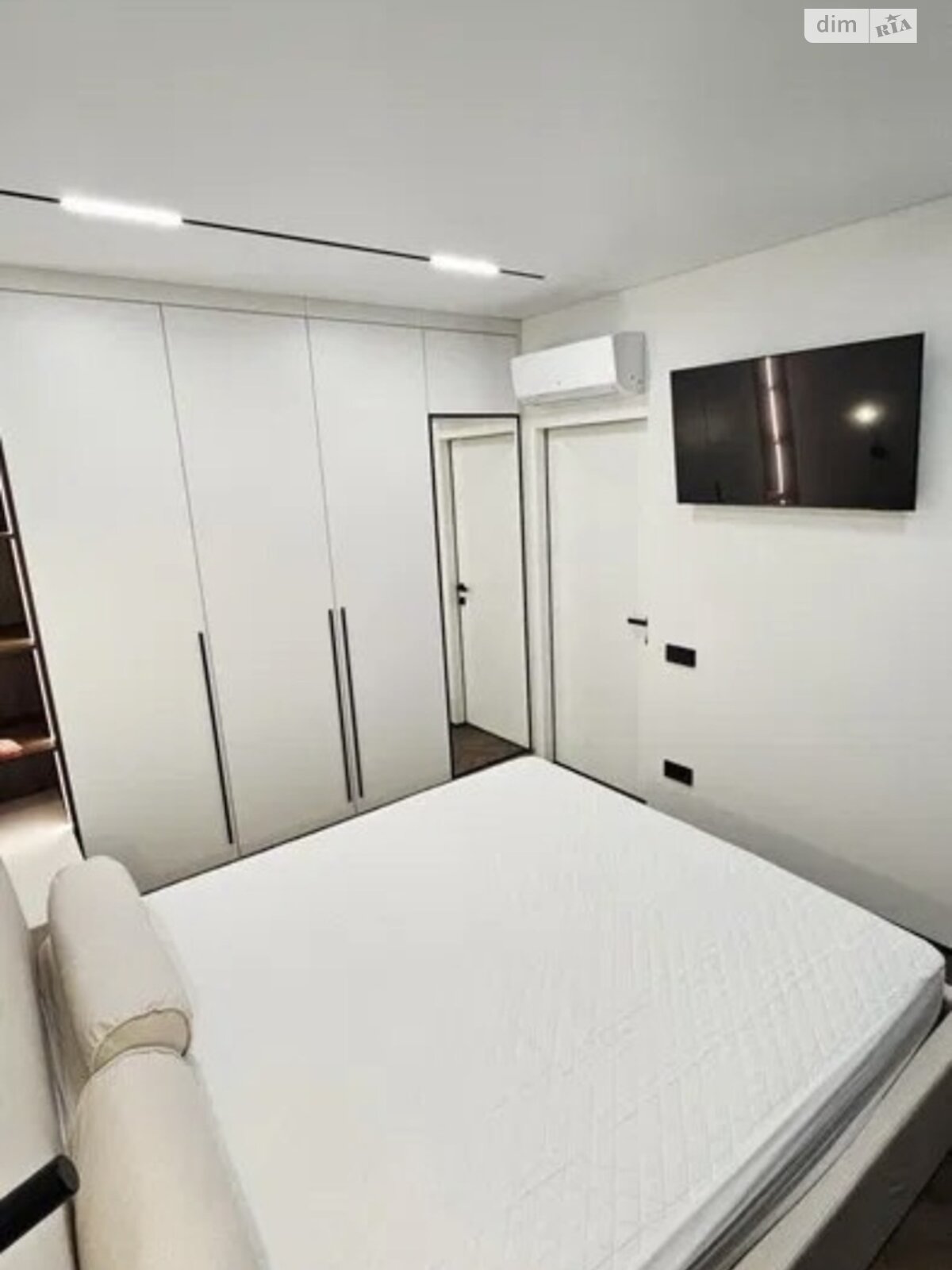 двухкомнатная квартира в Днепре, район Шевченковский, на шоссе Запорожское 32Д в аренду на долгий срок помесячно фото 1