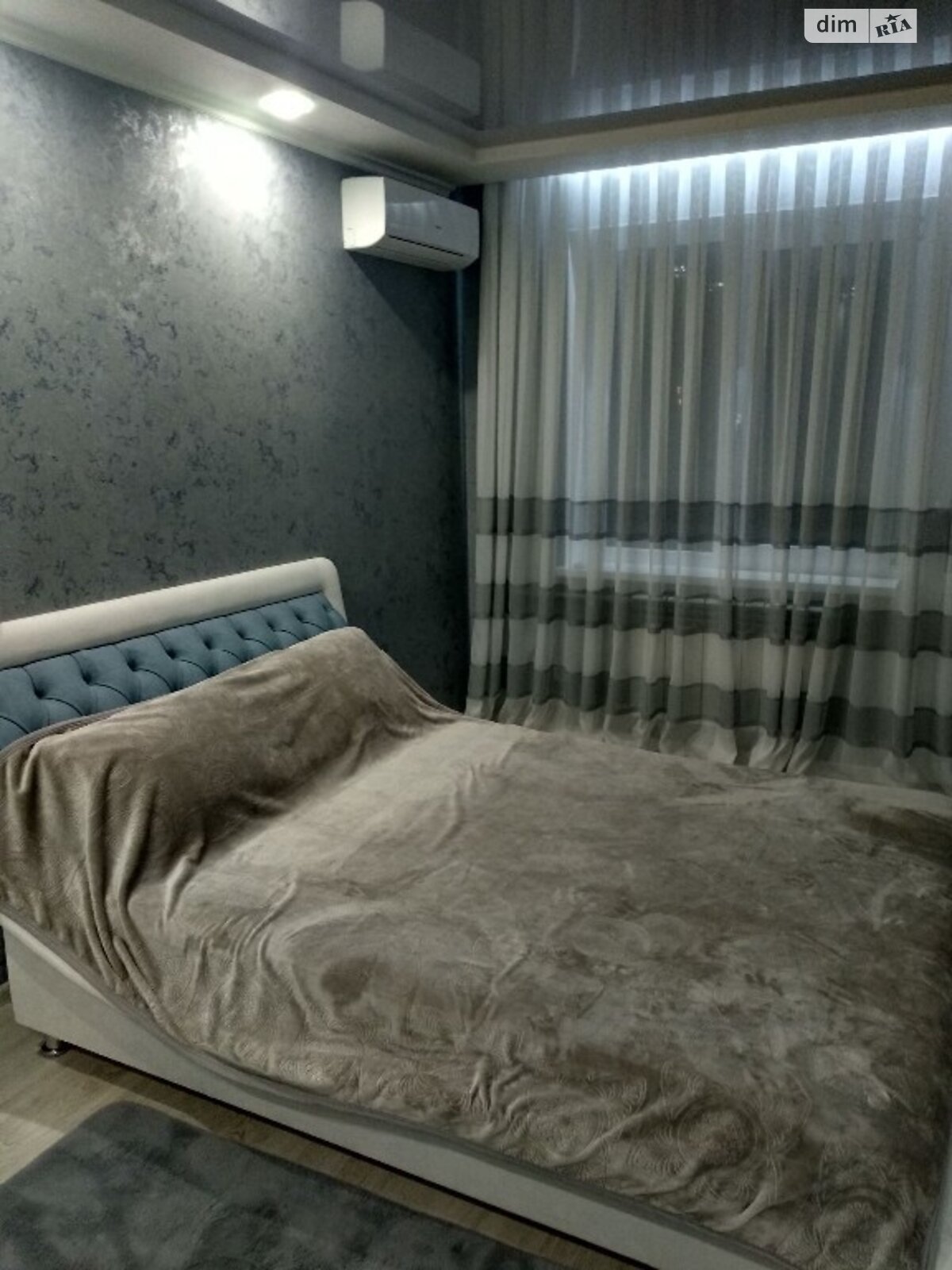двокімнатна квартира з меблями в Дніпрі, на просп. Слобожанський в довготривалу оренду помісячно фото 1