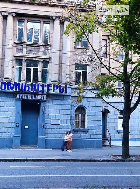 трикімнатна квартира з меблями в Дніпрі, район Соборний, на проспект Гагаріна 21 в довготривалу оренду помісячно фото 1 трикімнатна квартира з меблями в Дніпрі, район Соборний, на проспект Гагаріна 21 в довготривалу оренду помісячно фото 1