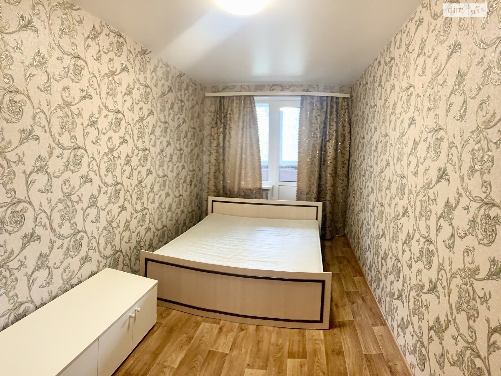 трикімнатна квартира в Дніпрі, район Соборний, на просп. Героїв 11 в довготривалу оренду помісячно фото 1 трикімнатна квартира в Дніпрі, район Соборний, на просп. Героїв 11 в довготривалу оренду помісячно фото 1
