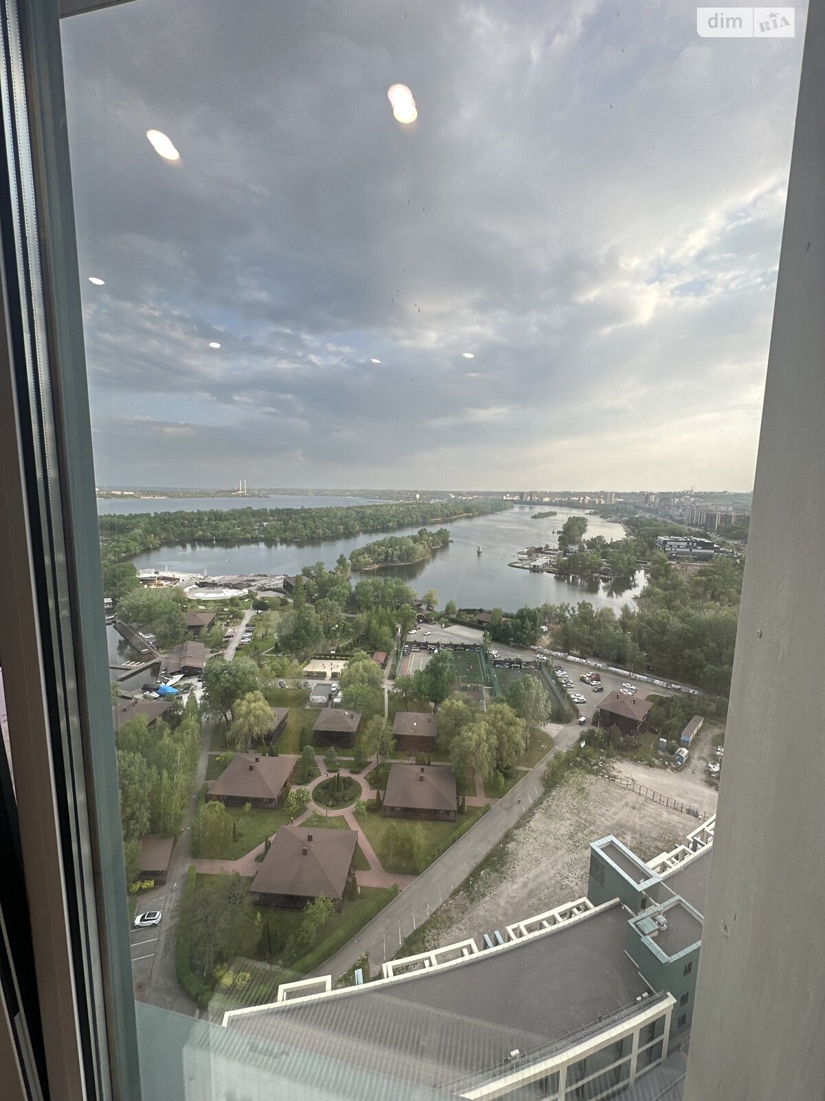 однокімнатна квартира в Дніпрі, район Соборний, на вул. Набережна Перемоги 7 корпус 1 в довготривалу оренду помісячно фото 1 однокімнатна квартира в Дніпрі, район Соборний, на вул. Набережна Перемоги 7 корпус 1 в довготривалу оренду помісячно фото 1
