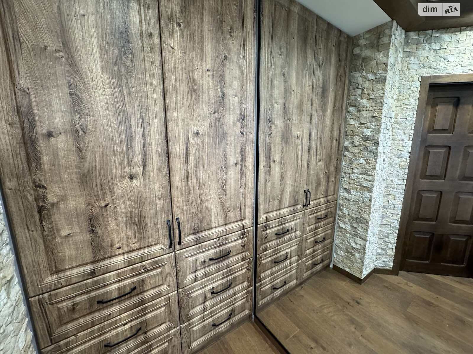 однокімнатна квартира в Дніпрі, район Соборний, на вул. Набережна Перемоги в довготривалу оренду помісячно фото 1 однокімнатна квартира в Дніпрі, район Соборний, на вул. Набережна Перемоги в довготривалу оренду помісячно фото 1