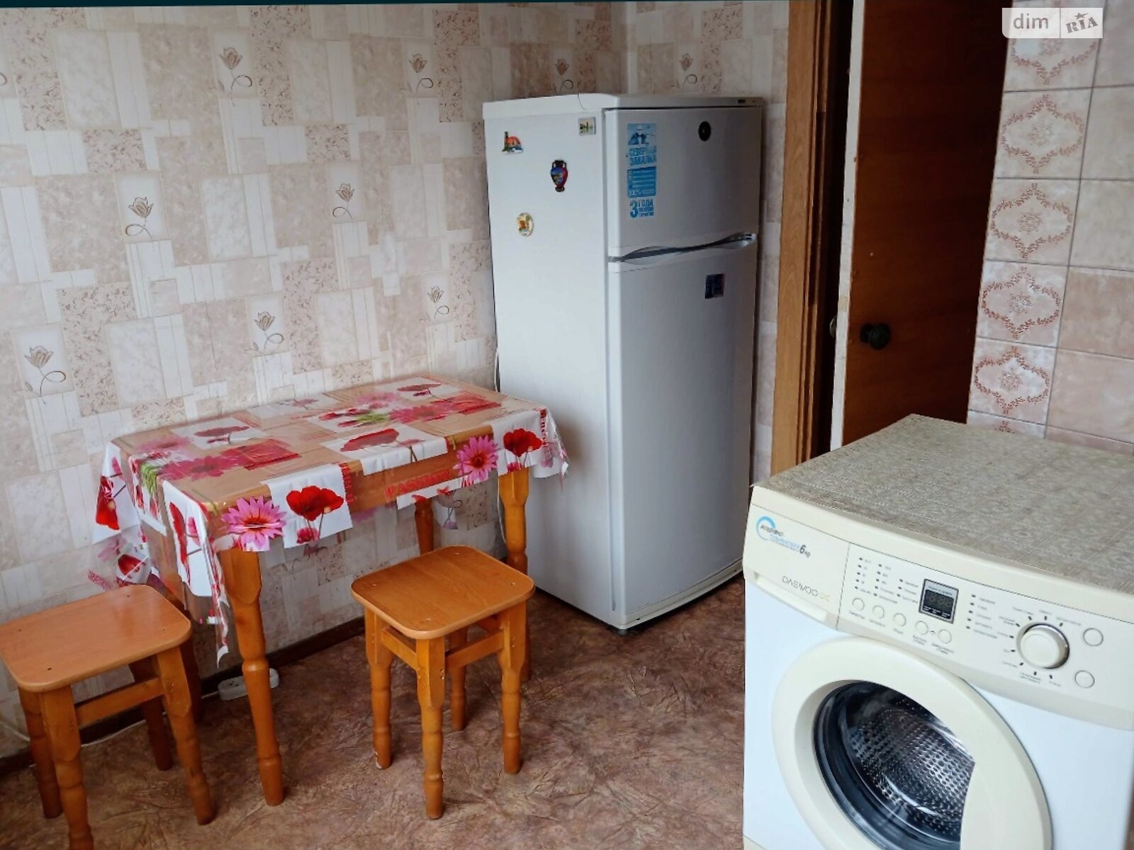 однокімнатна квартира в Дніпрі, район Соборний, на вул. Полігонна в довготривалу оренду помісячно фото 1 однокімнатна квартира в Дніпрі, район Соборний, на вул. Полігонна в довготривалу оренду помісячно фото 1
