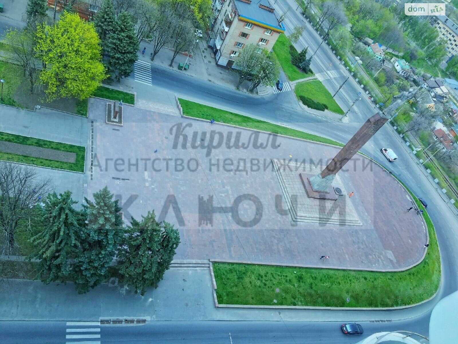 трехкомнатная квартира с мебелью в Днепре, район Соборный, на просп. Яворницкого Дмитрия 3 в аренду на долгий срок помесячно фото 1 трехкомнатная квартира с мебелью в Днепре, район Соборный, на просп. Яворницкого Дмитрия 3 в аренду на долгий срок помесячно фото 1