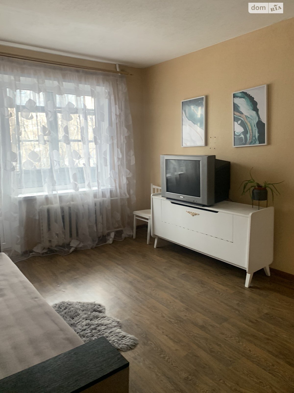 трехкомнатная квартира с мебелью в Днепре, район Соборный, на проспект Героев 21 в аренду на долгий срок помесячно фото 1