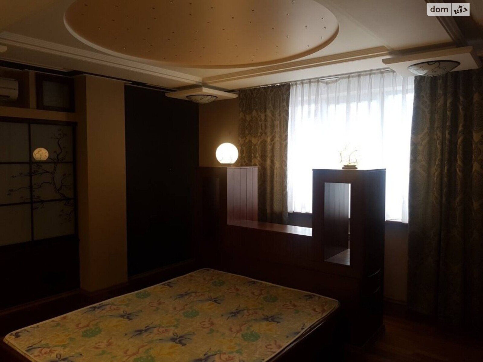 четырехкомнатная квартира с мебелью в Днепре, район Соборный, на ул. Мандрыковская 340 в аренду на долгий срок помесячно фото 1