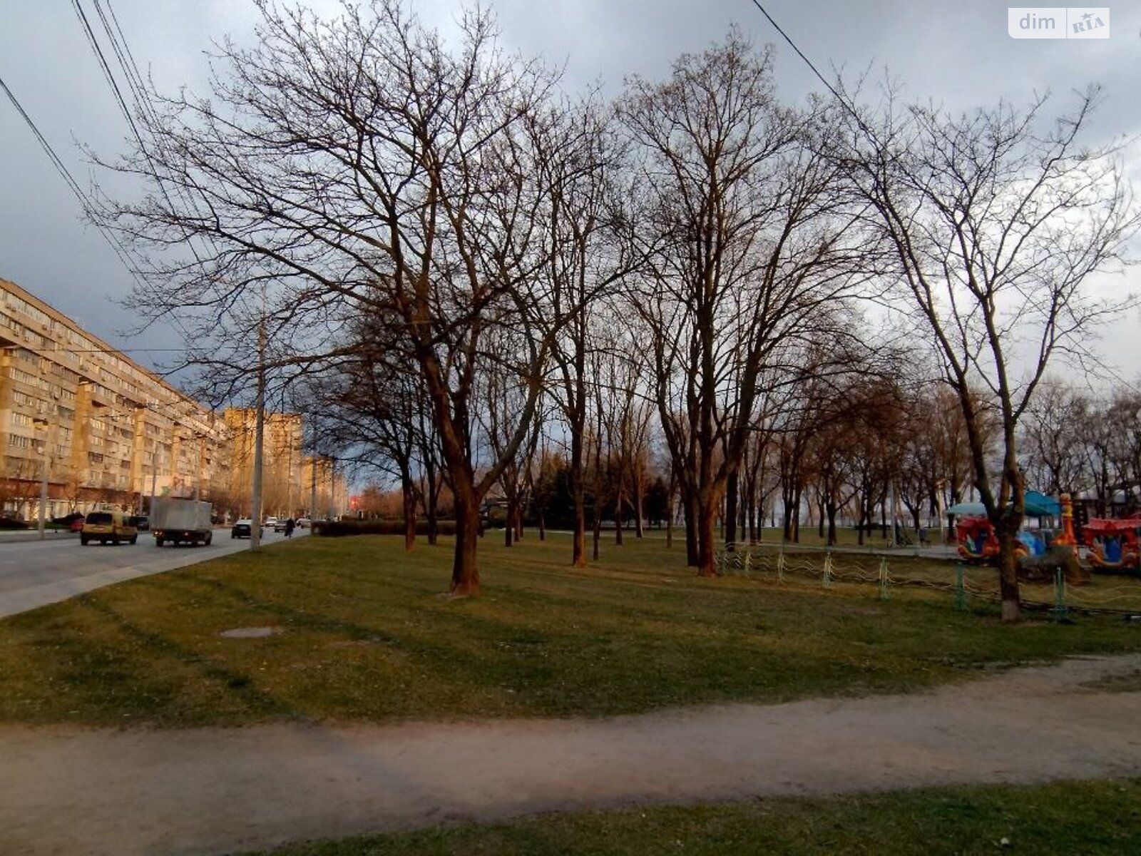 однокомнатная квартира в Днепре, район Солнечный, на ул. Малиновского Маршала 6 в аренду на долгий срок помесячно фото 1