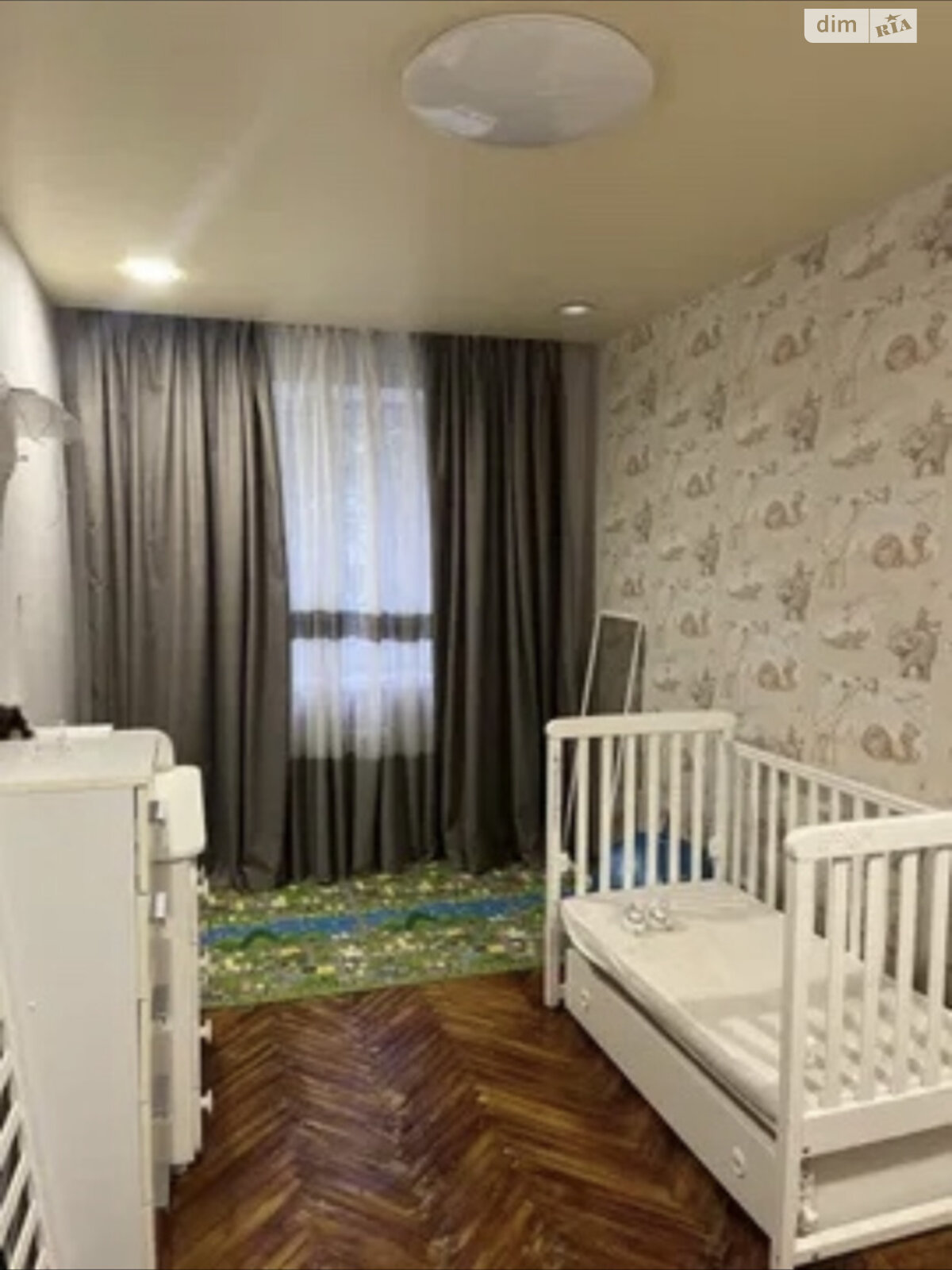 трикімнатна квартира в Дніпрі, район Сонячний, на вул. Планетна 5 в довготривалу оренду помісячно фото 1 трикімнатна квартира в Дніпрі, район Сонячний, на вул. Планетна 5 в довготривалу оренду помісячно фото 1